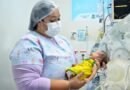 UTI Neonatal do ISEA entra em clima de Copa do Mundo e recém-nascidos ganham mimos na torcida pelo Brasil