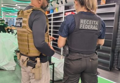 OPERAÇÃO BACAMARTE: Polícia Civil e Receita Federal fiscalizam estabelecimentos comerciais em Campina Grande OPERAÇÃO BACAMARTE: Polícia Civil e Receita Federal fiscalizam estabelecimentos comerciais em Campina Grande