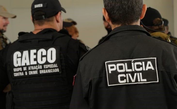 Prefeitura de Caaporã é alvo de operação do MPPB e Polícia Civil para desarticular organização criminosa; prefeito é afastado do cargo