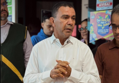 Luciano Breno toma posse como primeiro titular da Secretaria do Consumidor de Campina Grande Luciano Breno toma posse como primeiro titular da Secretaria do Consumidor de Campina Grande