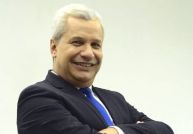 Tribunal do Amazonas condena Sikêra Júnior a indenizar jornalista em R$ 30 mil por “body shaming”