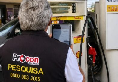 Menor preço do álcool volta a cair em pesquisa do Procon-JP; diferença no litro da gasolina é de R$ 0,51 Menor preço do álcool volta a cair em pesquisa do Procon-JP; diferença no litro da gasolina é de R$ 0,51