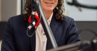 Justiça concede direito de resposta a Veneziano e determina que Folha de S. Paulo restabeleça a verdade