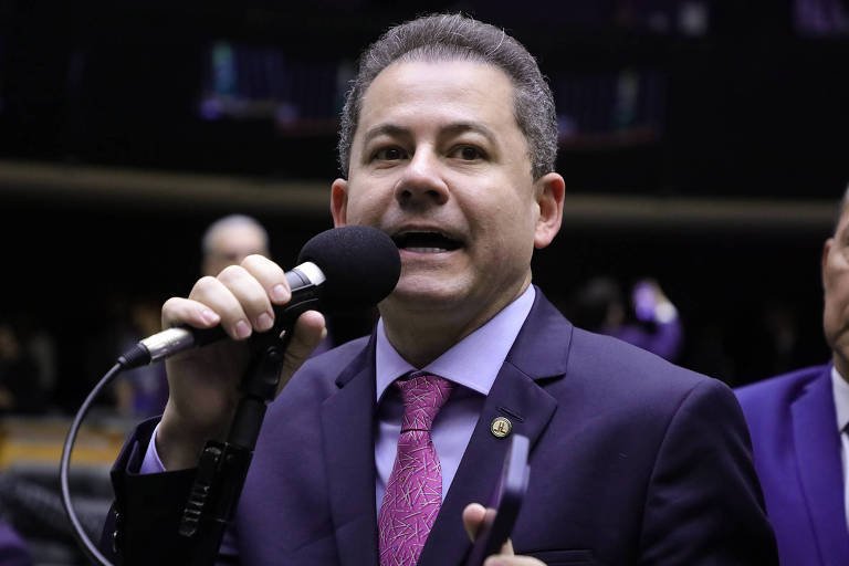 PF faz operação contra Cezinha de Madureira, aliado de ministro André Mendonça PF faz operação contra Cezinha de Madureira, aliado de ministro André Mendonça