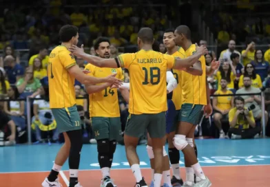 Brasil vence Venezuela e está no mundial de vôlei masculino Brasil vence Venezuela e está no mundial de vôlei masculino