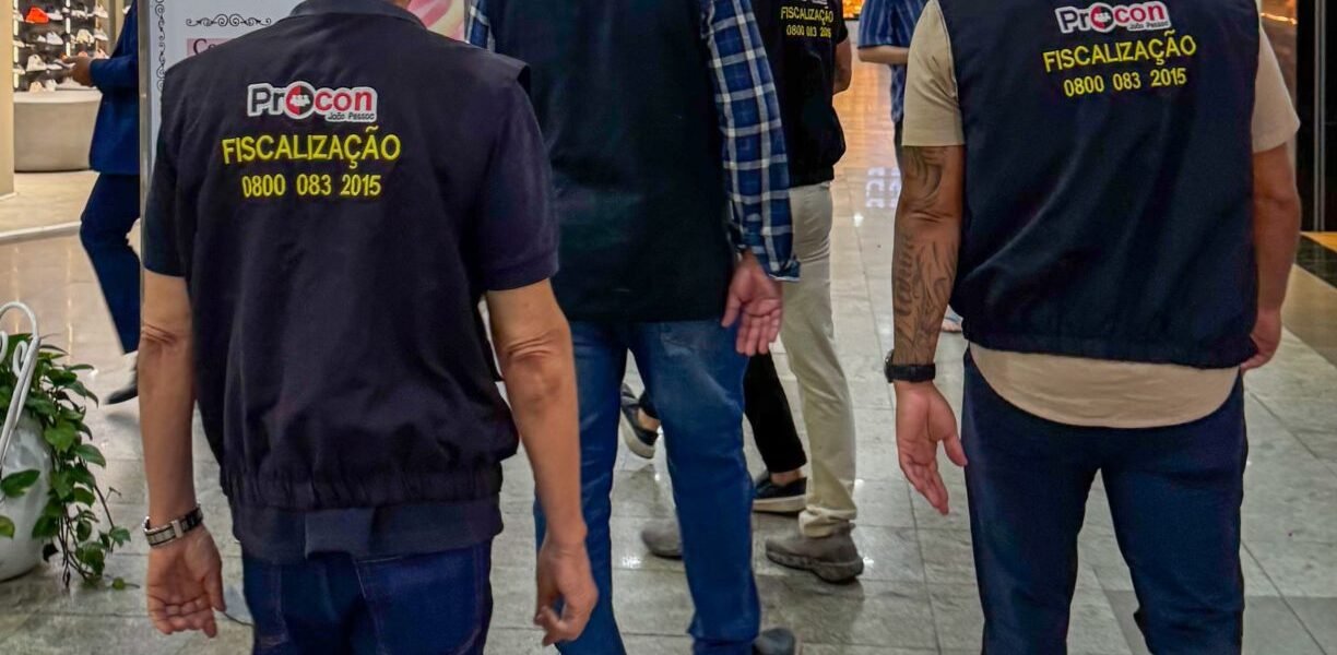 Procon-JP recolhe dezenas de brinquedos irregulares e autua loja durante Operação Dia das Crianças Procon-JP recolhe dezenas de brinquedos irregulares e autua loja durante Operação Dia das Crianças