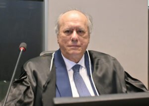 JOSE-RICARDO-PORTO-Ednaldo-Araujo-TJPB-300x214 José Ricardo Porto é eleito novo presidente do Tribunal de Justiça da Paraíba
