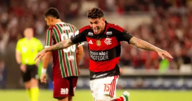 Flamengo mantém a liderança do Brasileirão após rodada de clássicos